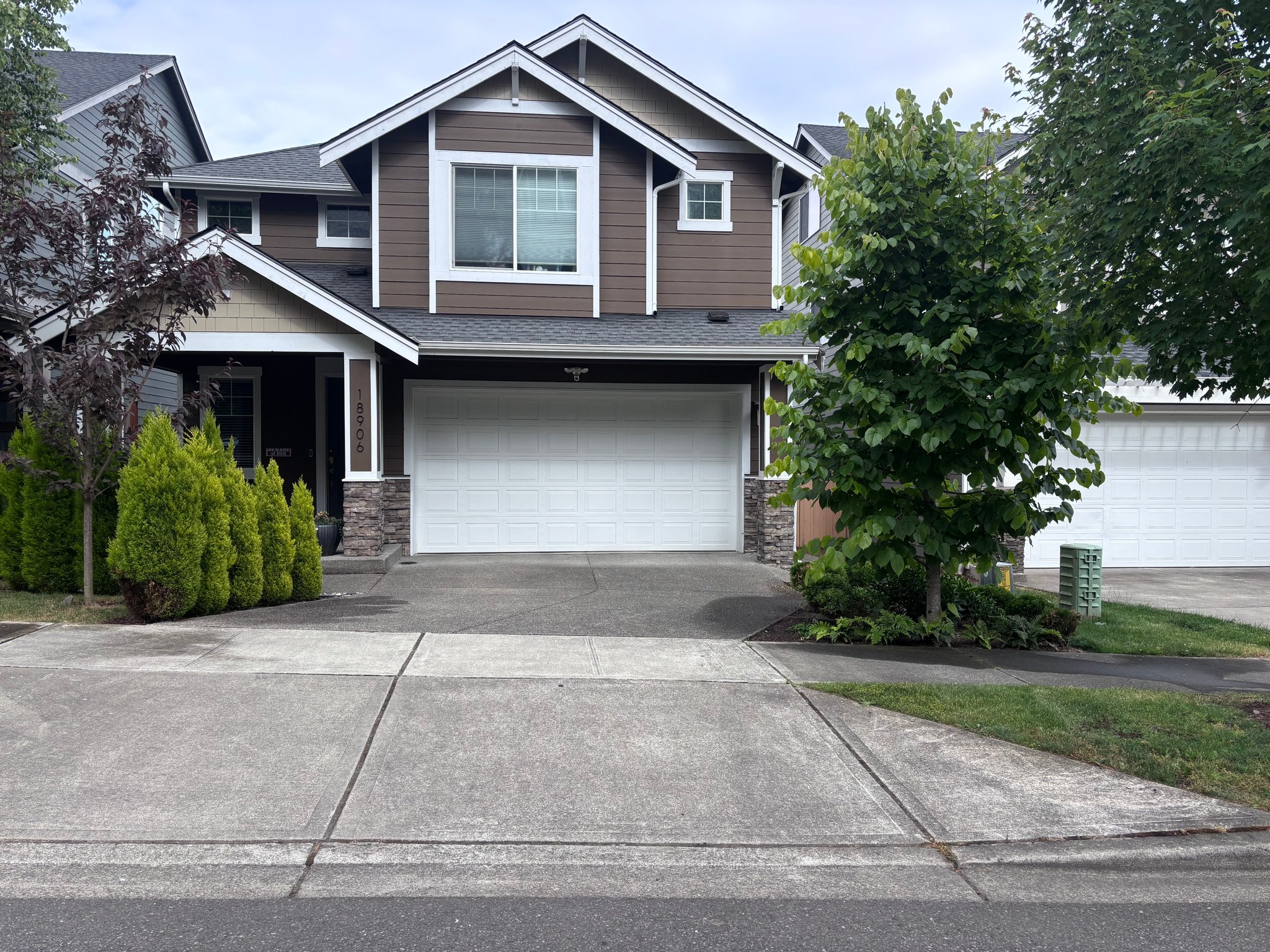 Renton House: 18906 124th Ave SE