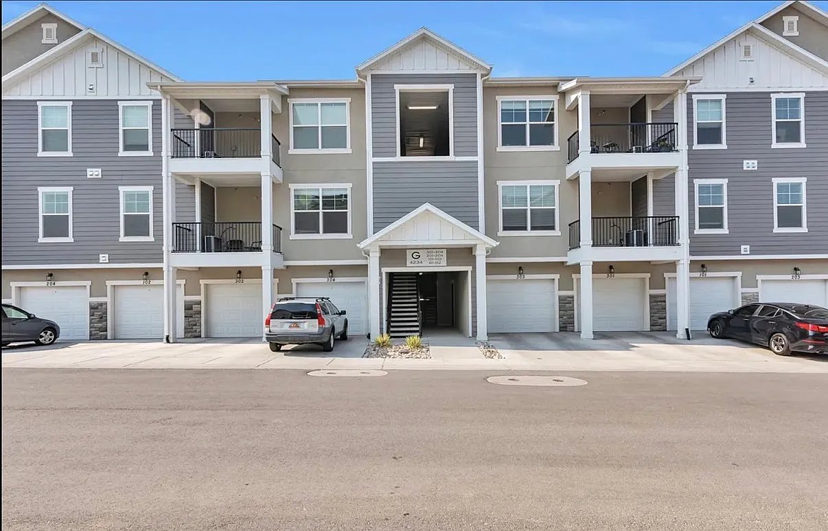 Herriman Condo: 4234 W McKellen Dr