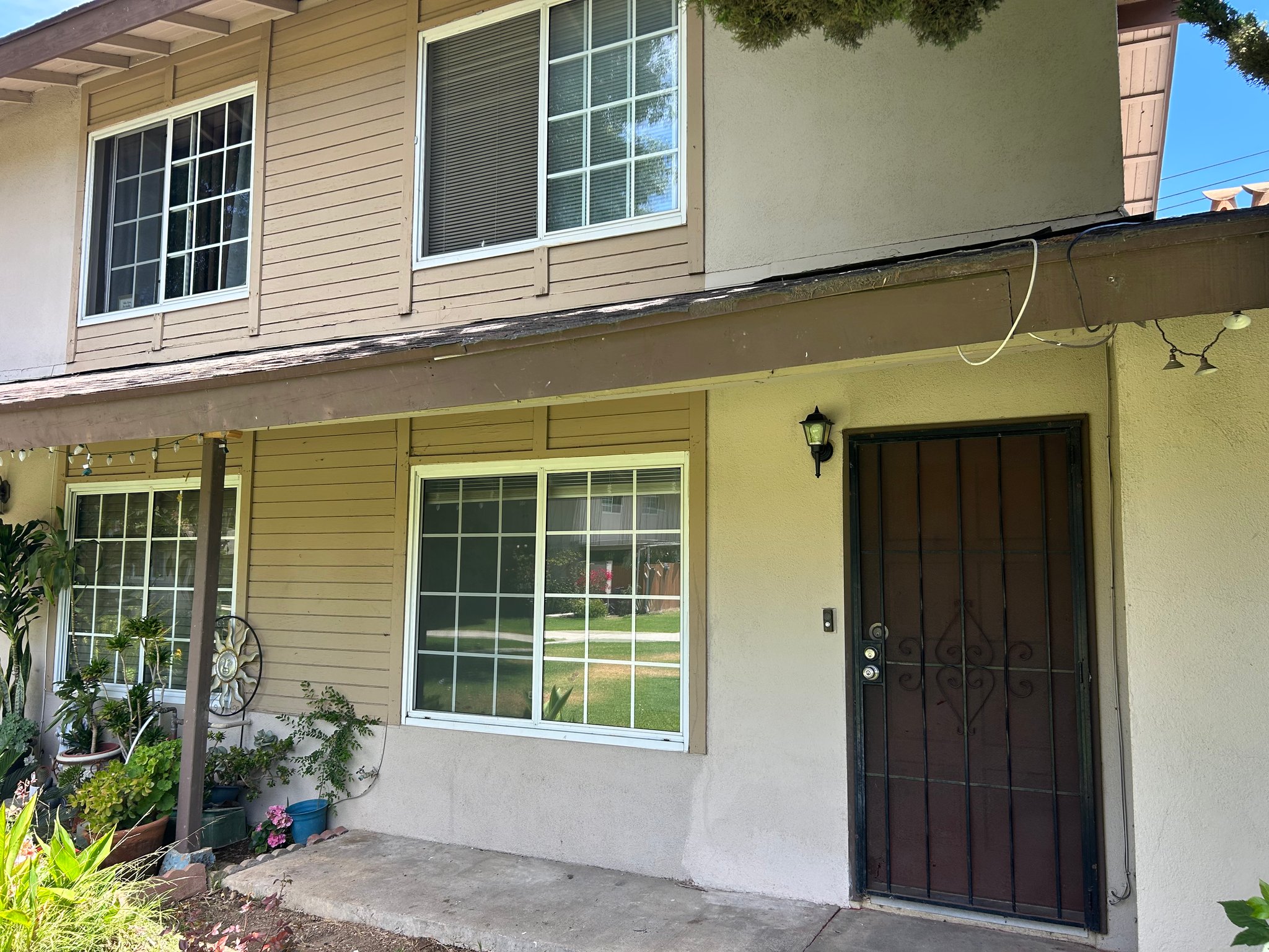 Santa Ana Condo: 521 S Lyon St