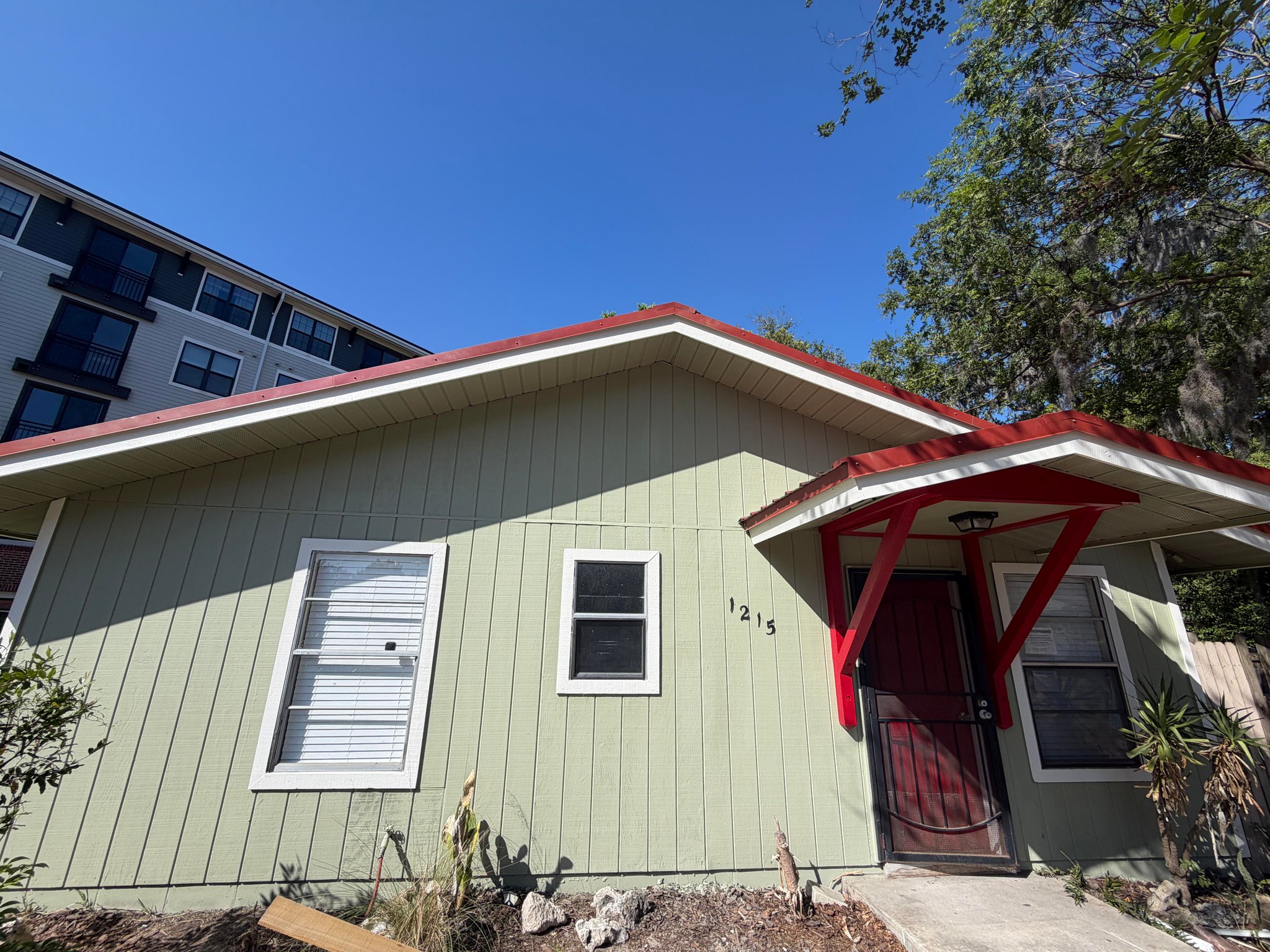 Gainesville House: 1215 NW 6th Place