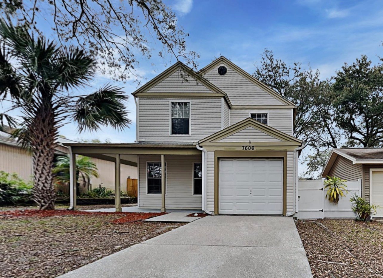 Temple Terrace House: 7604 Glades Ct