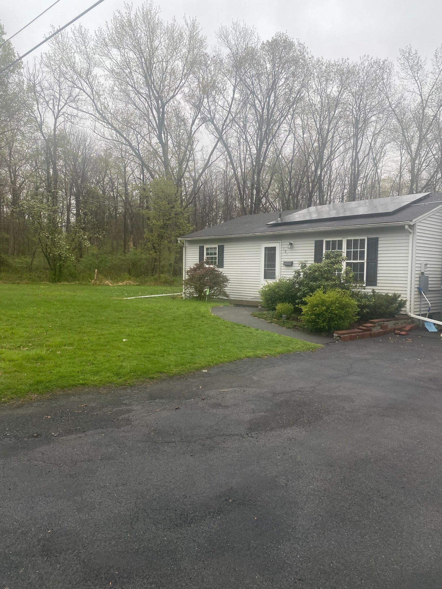 Ulster Park House: 191 Clay Rd