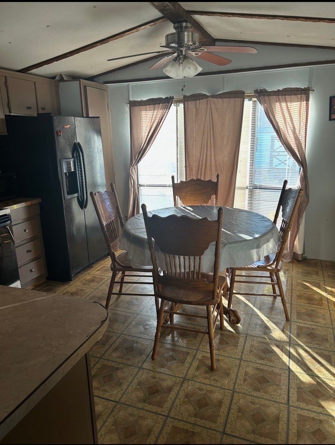 Estill House: 267 Ashley Circle Road Estill SC 29918