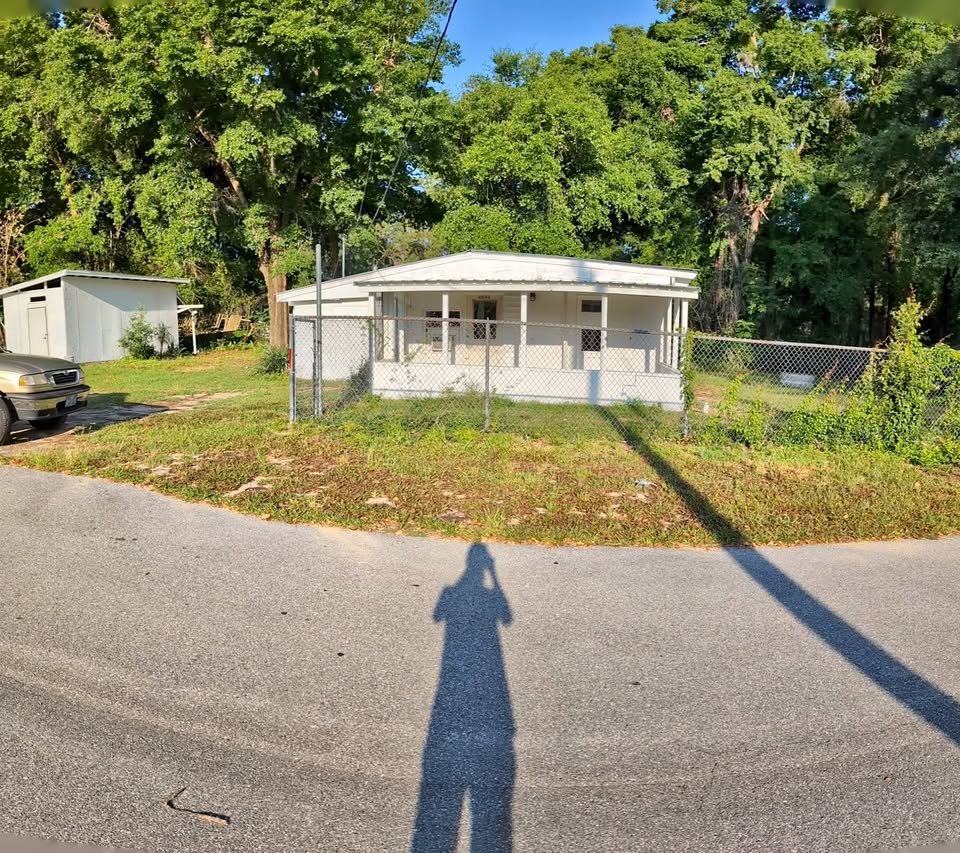 Hernando House: 4644 N Custer Terr