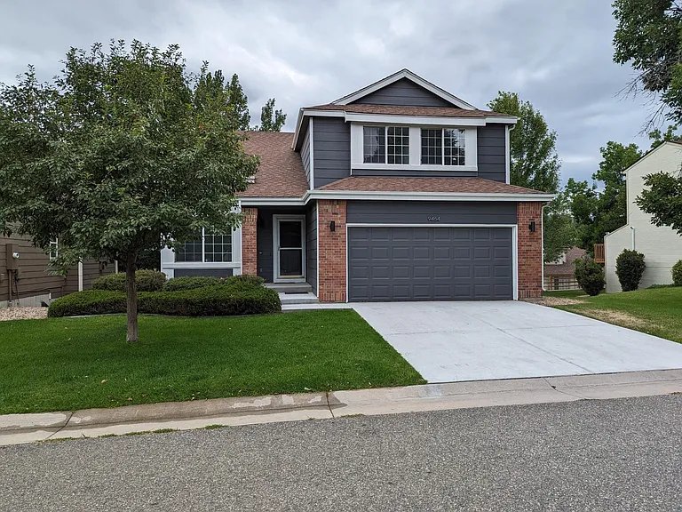 Littleton House: 9464 W Hinsdale Pl