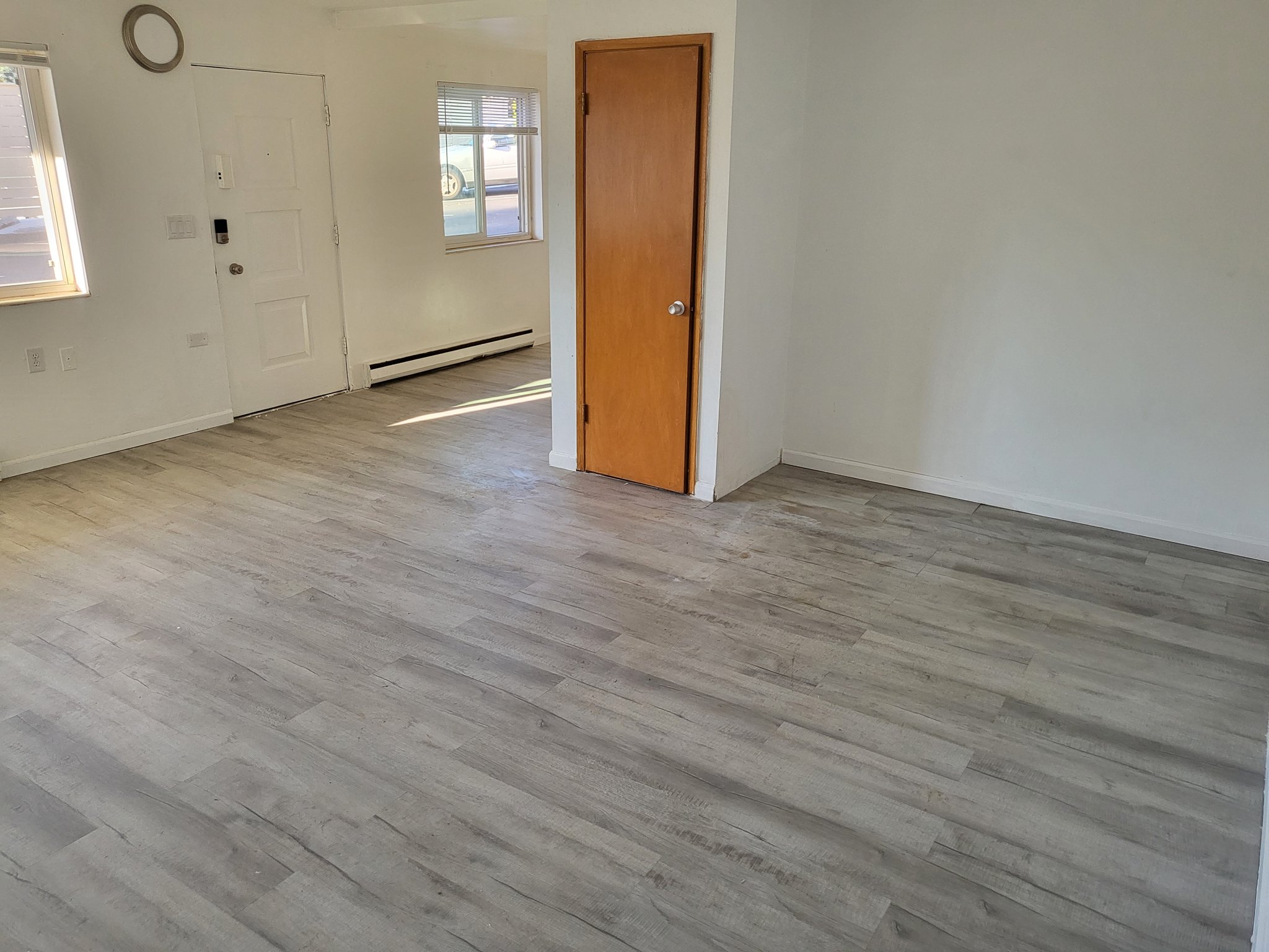 Seattle Apartment: 9215 56th Avenue South