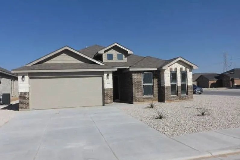 Midland Single Room: 2049 Dove Ave