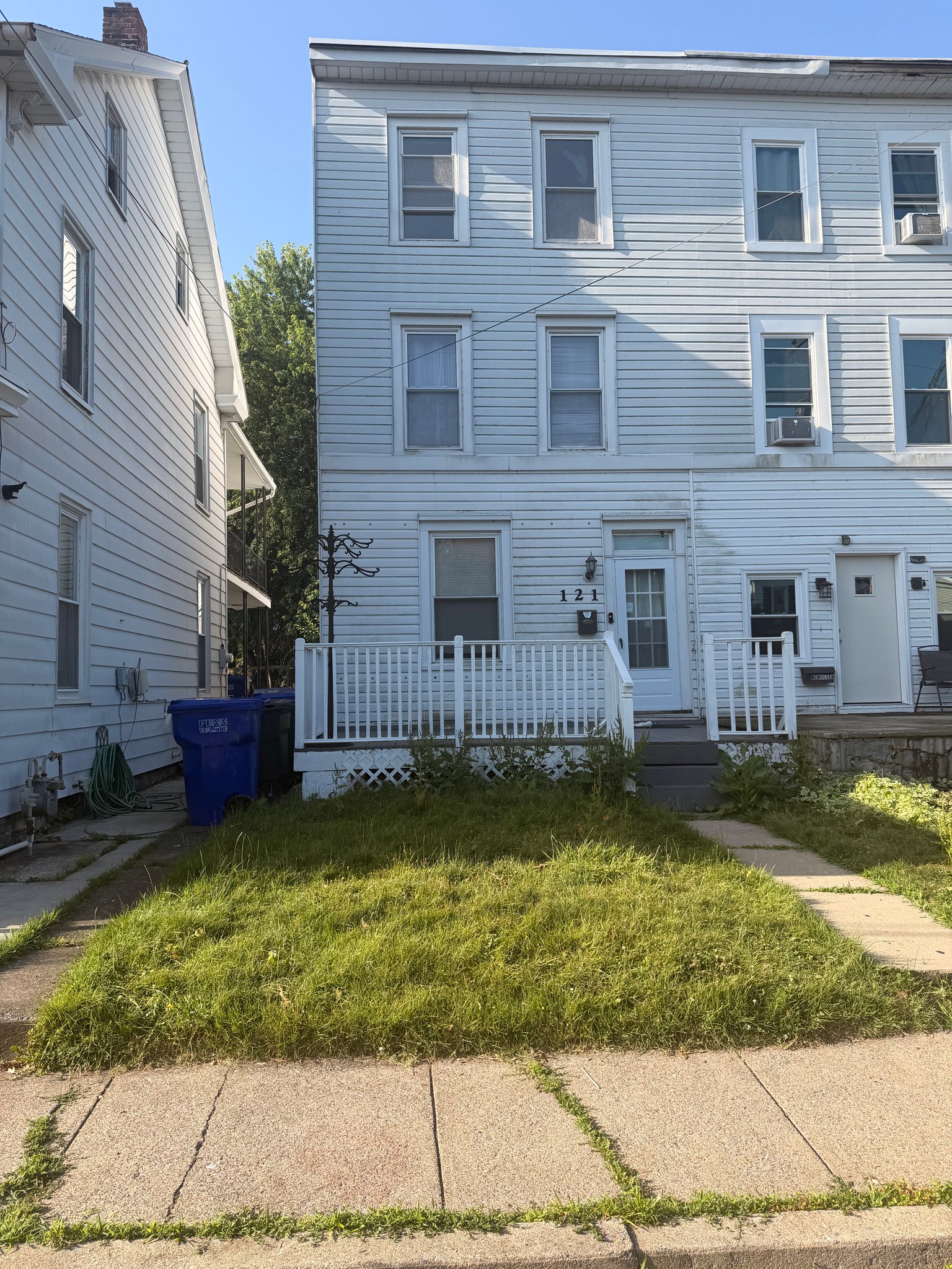Harrisburg Townhome: 121 Lucknow Rd
