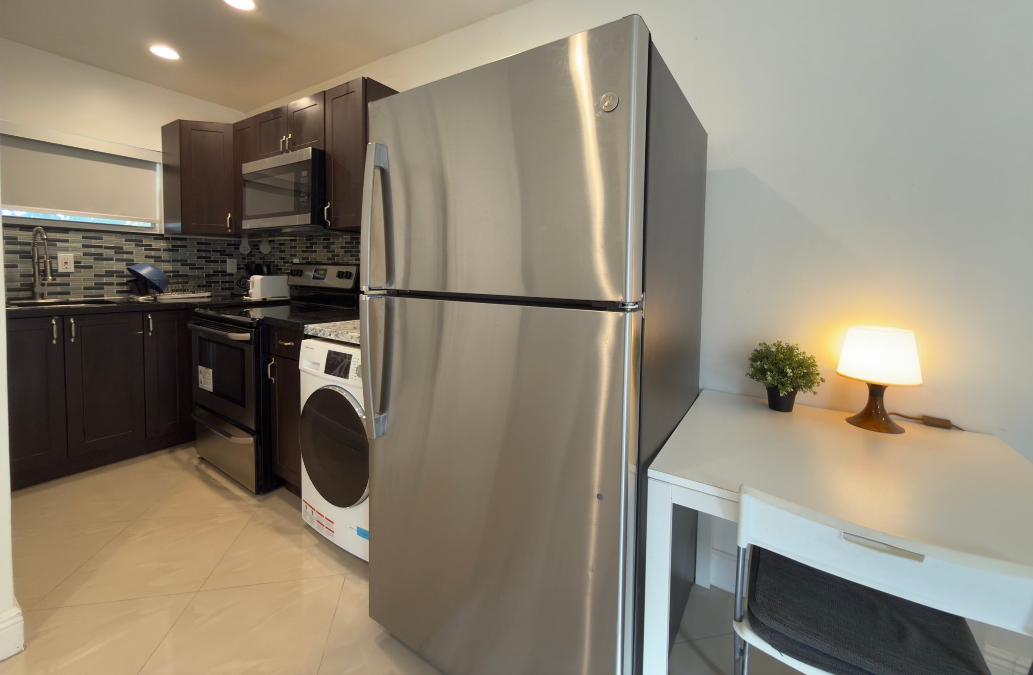 Hollywood House: 2235 Liberty St