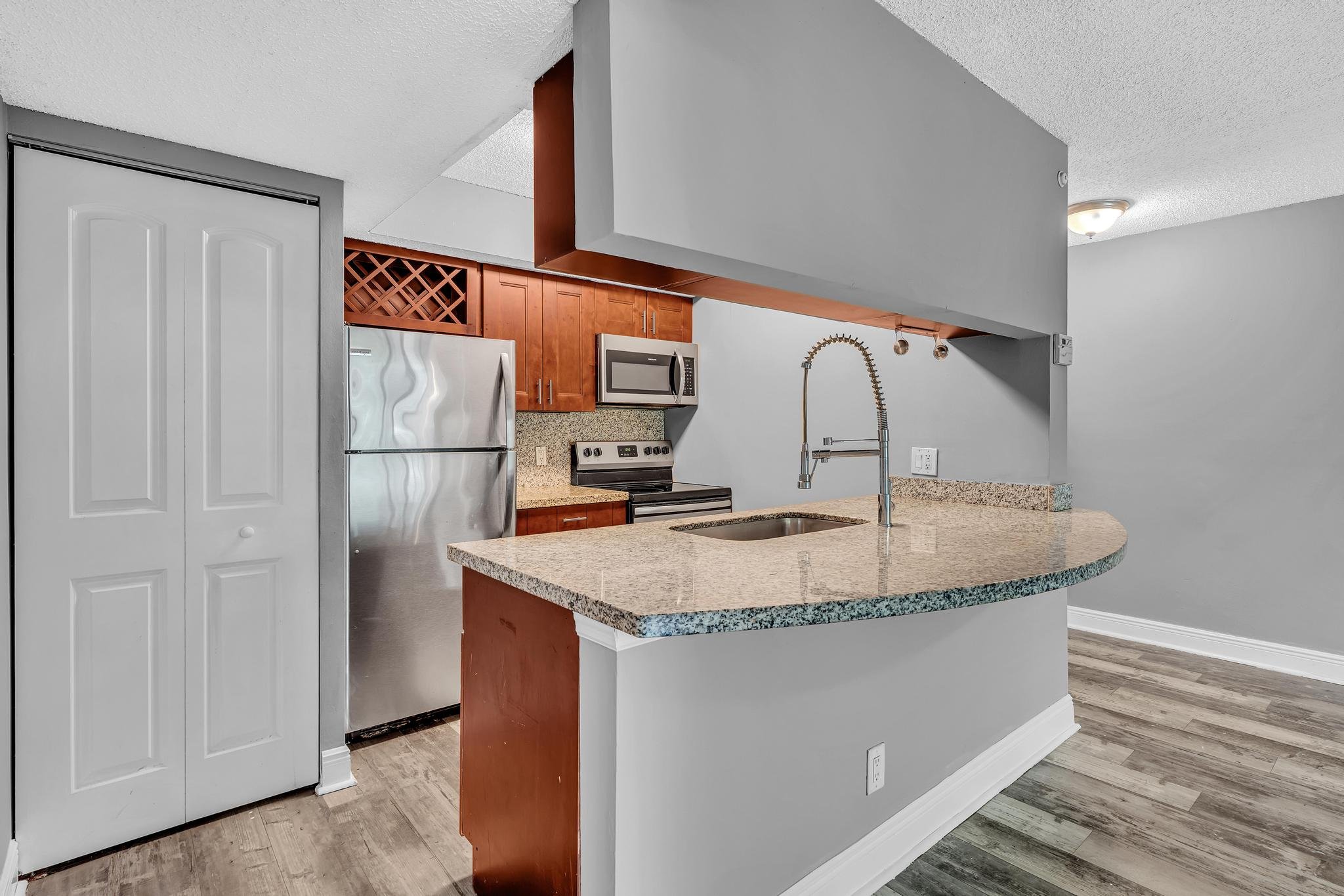 Tamarac Condo: 5740 Rock Island Rd.