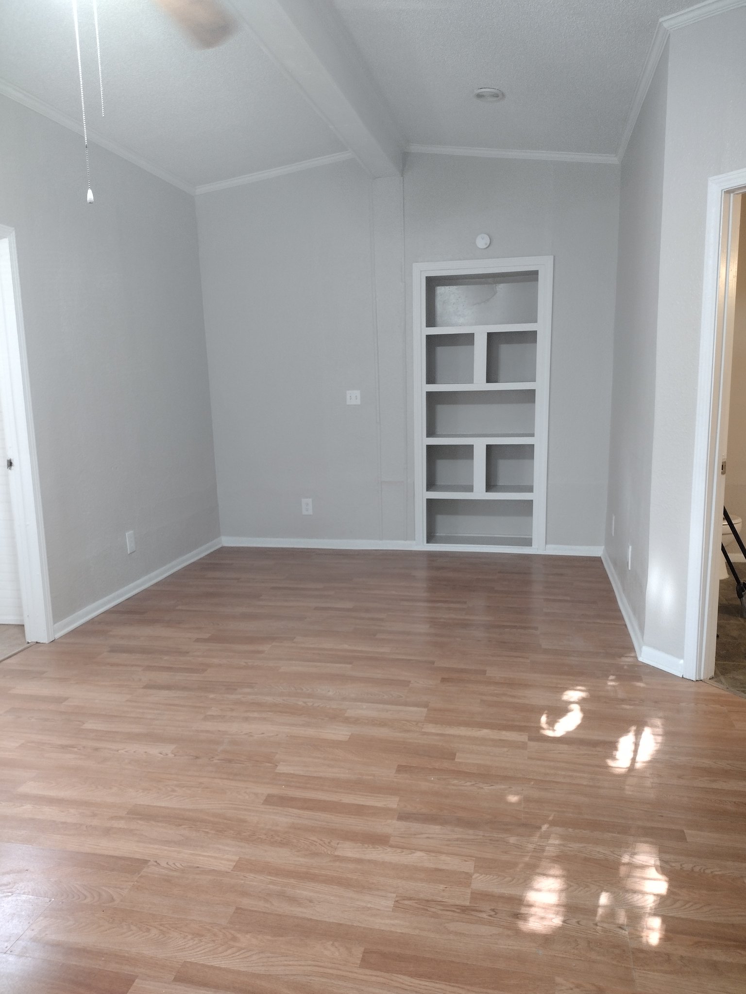 Devine Apartment: 671 County Rd 665