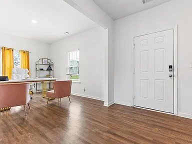 Macon House: 3335 Bridgewood Dr.