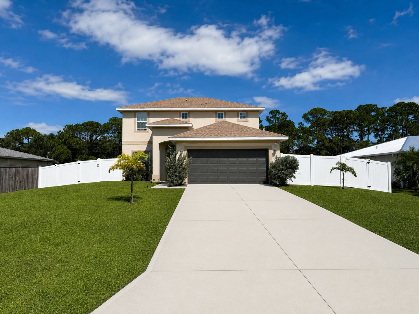 Palm Bay House: 1061 Salina St SE