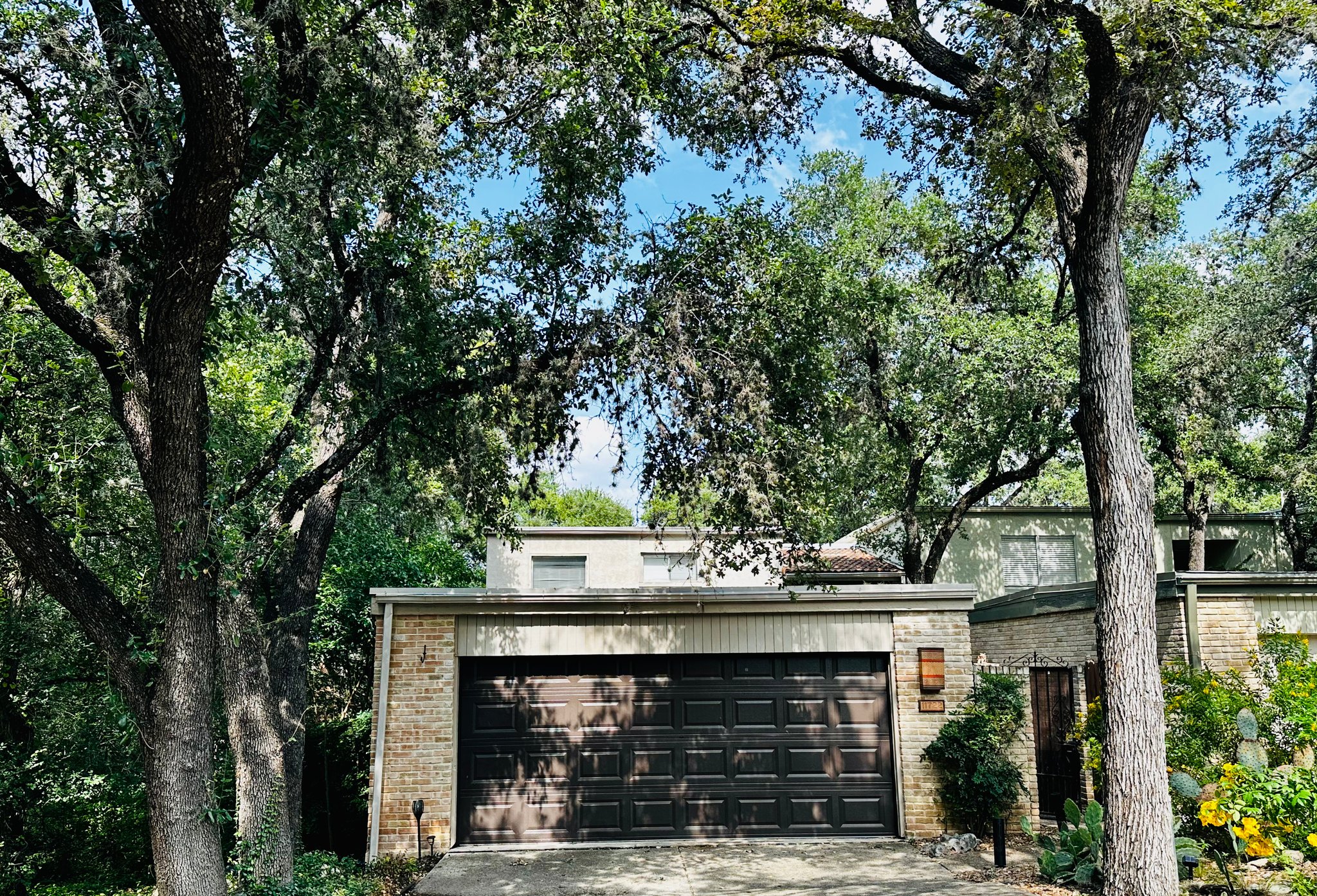 San Antonio House: 11722 Caprock St