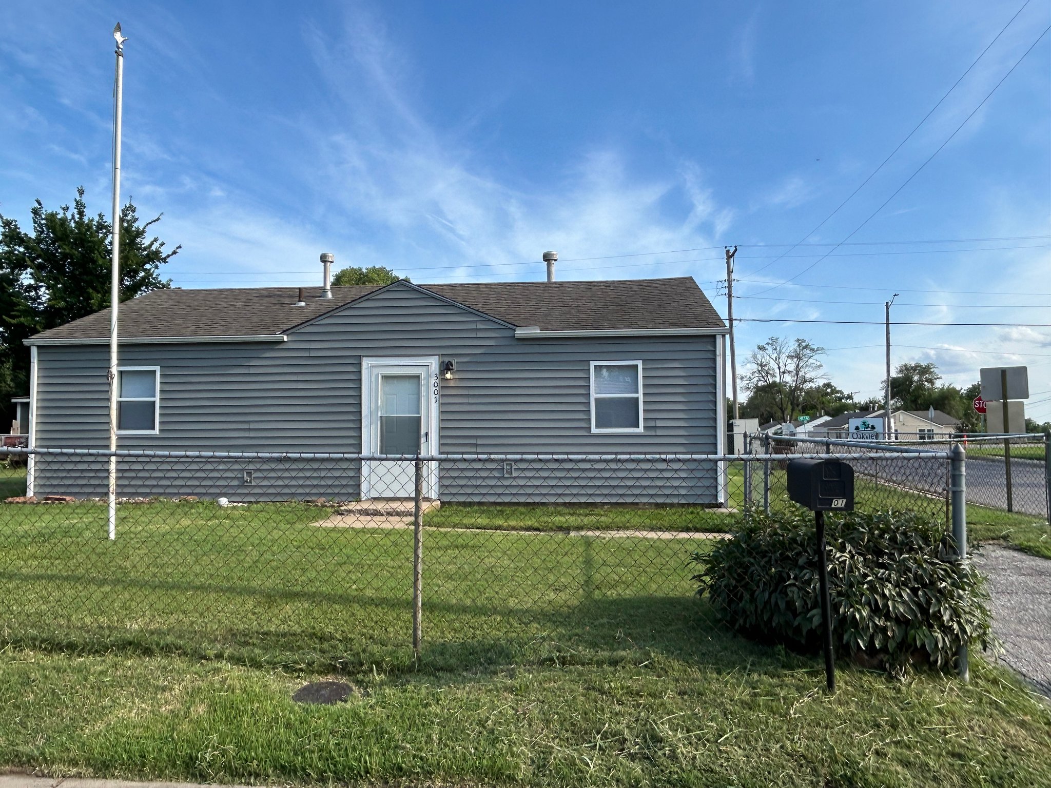 Wichita House: 3001 E Locust St