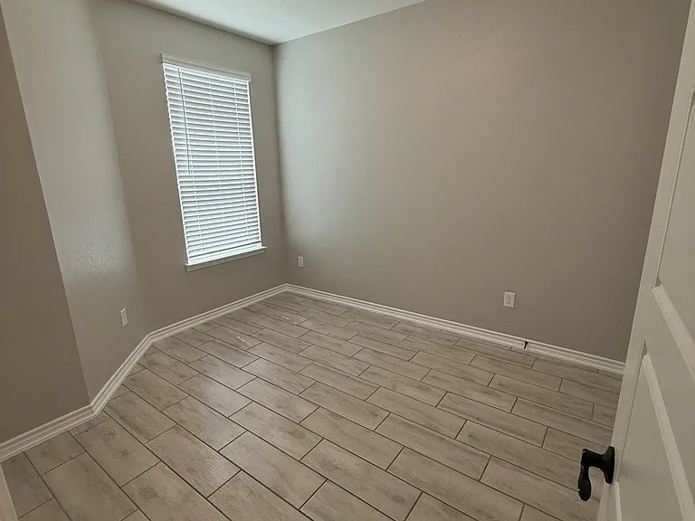 San Antonio House: 15223 Liberty Sta