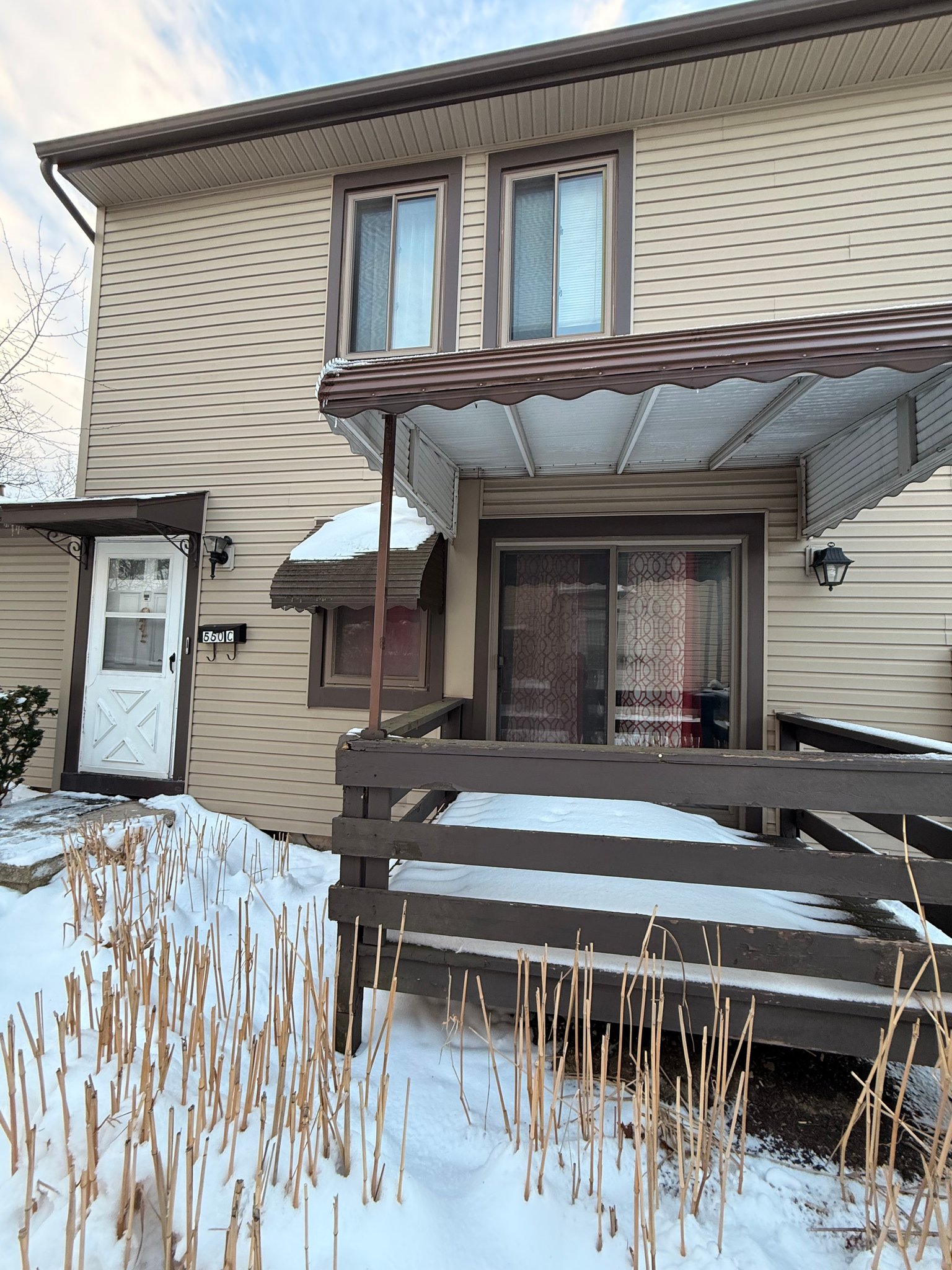 Bedford Condo: 550 Turney rd
