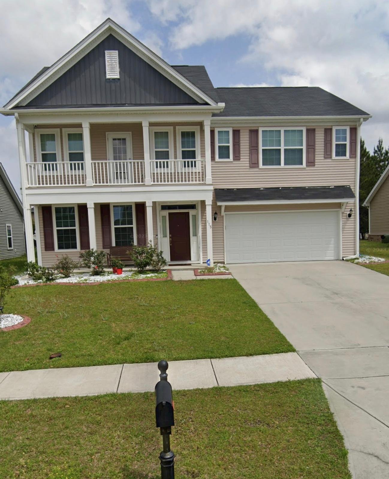 Savannah House: 115 Winslow Cir