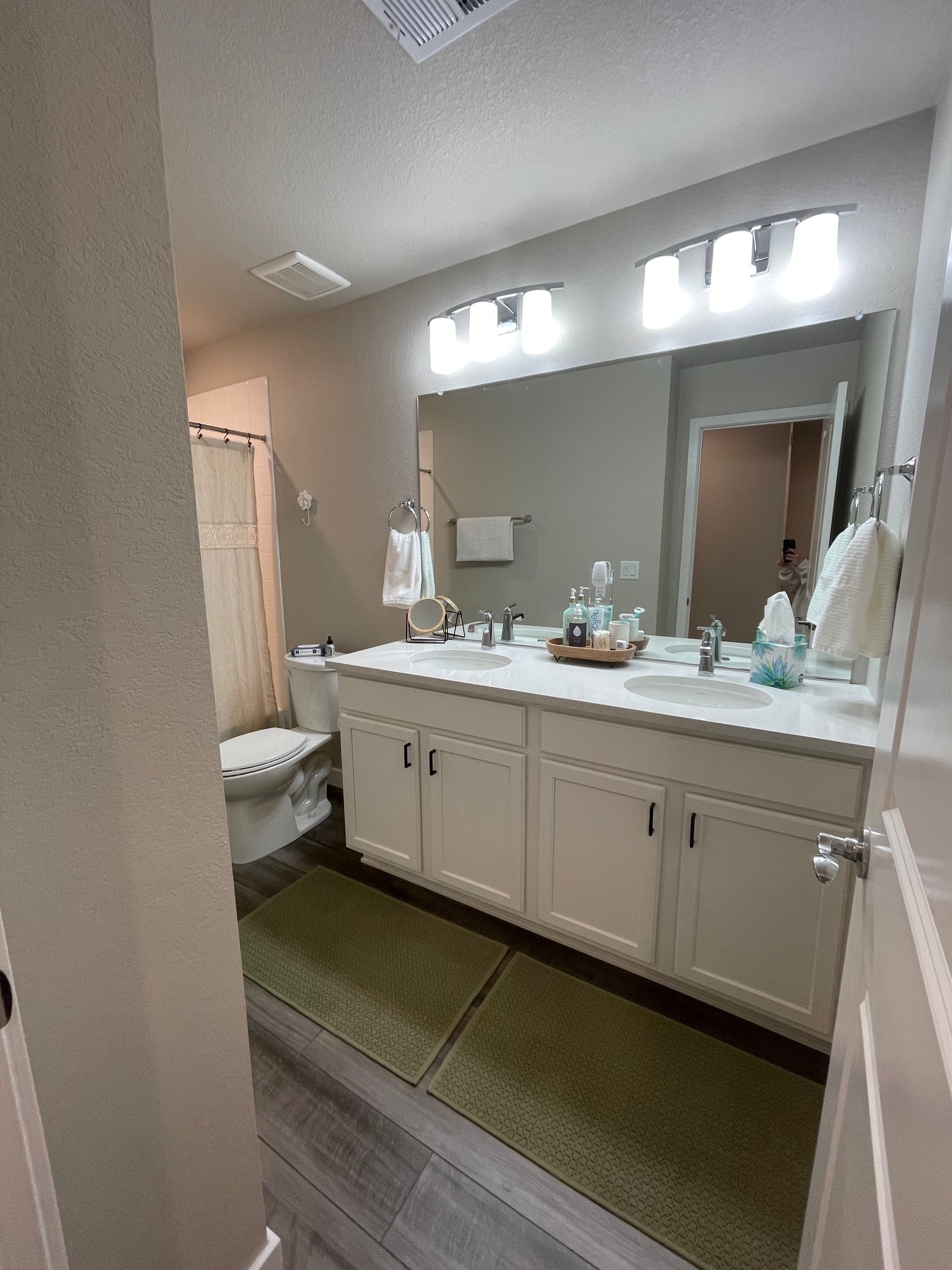 Brighton Townhome: 922 Colorado River Ave