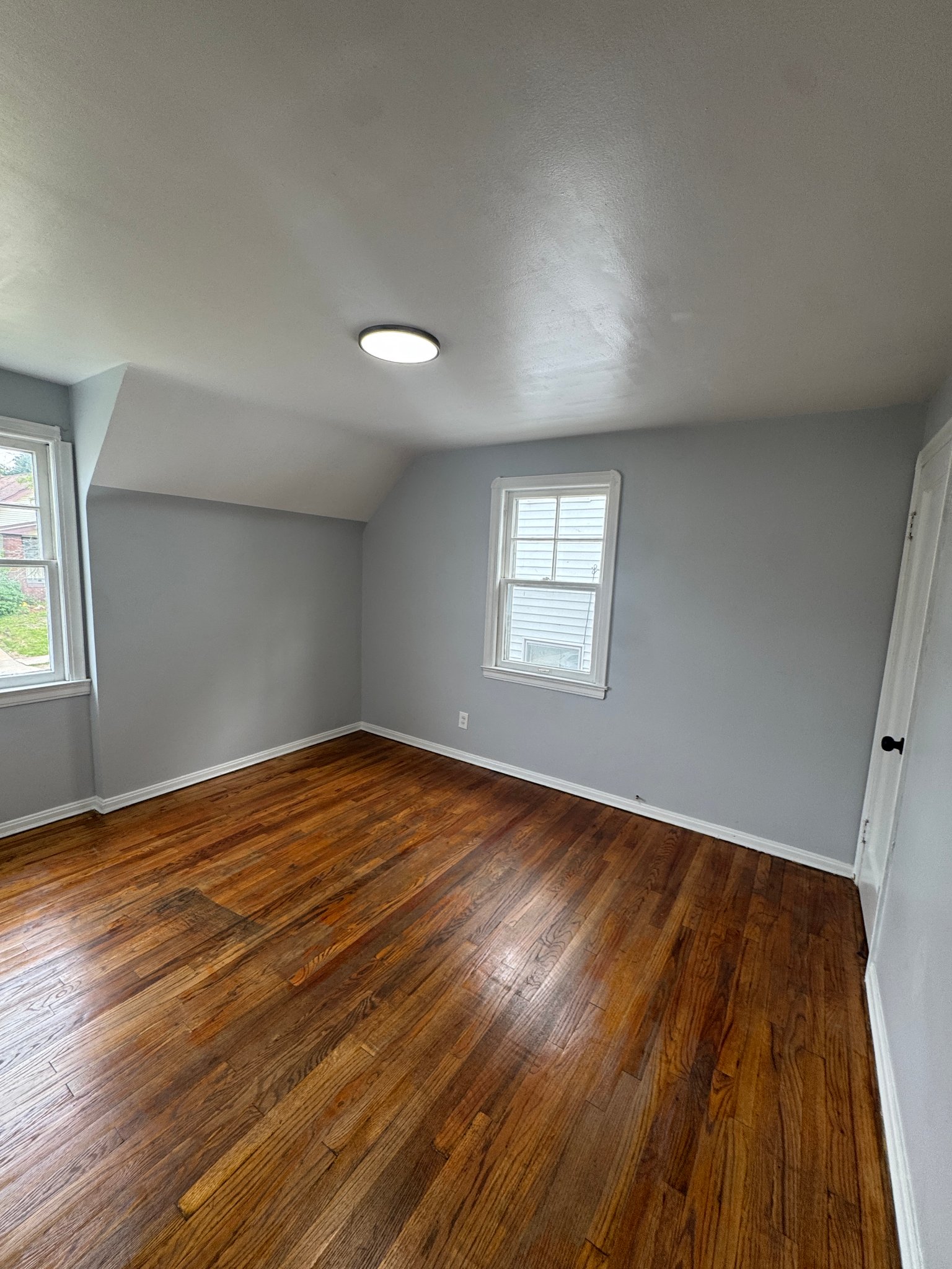 Garfield Heights House: 4868 E 88th St