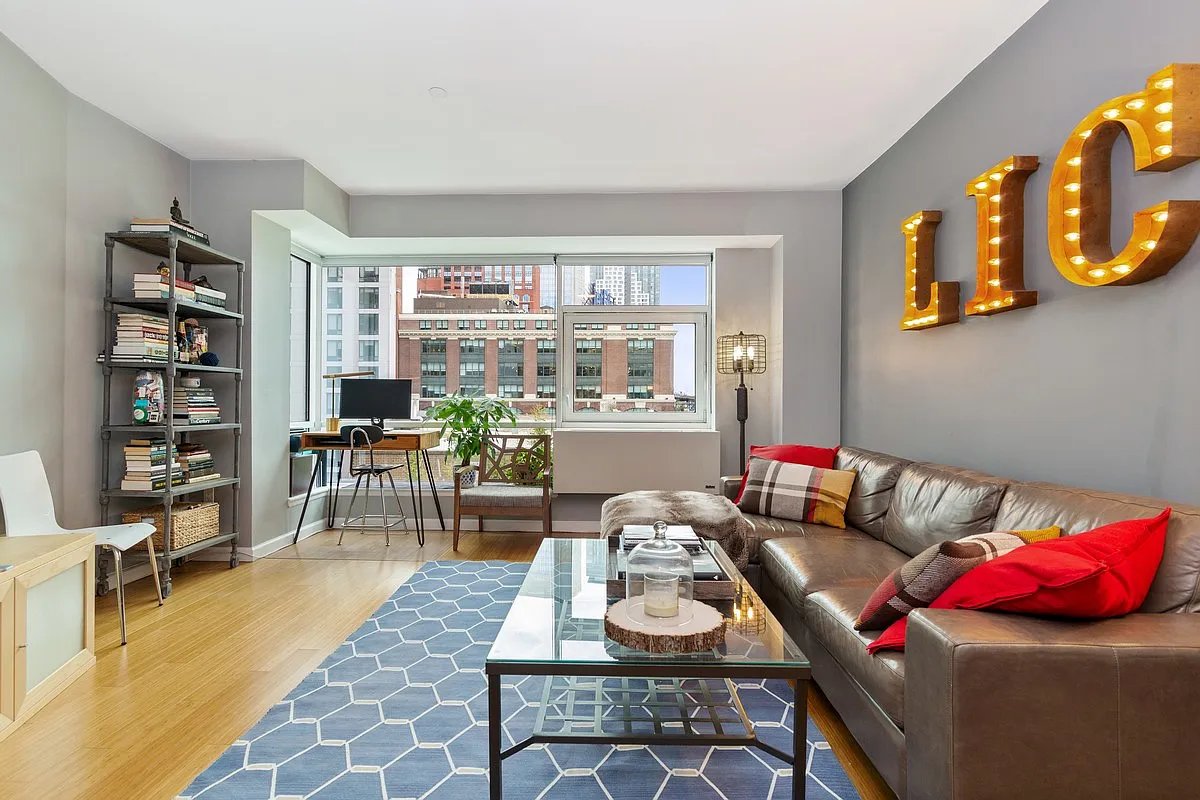 Long Island City Condo: 24-15 Queens Plaza N