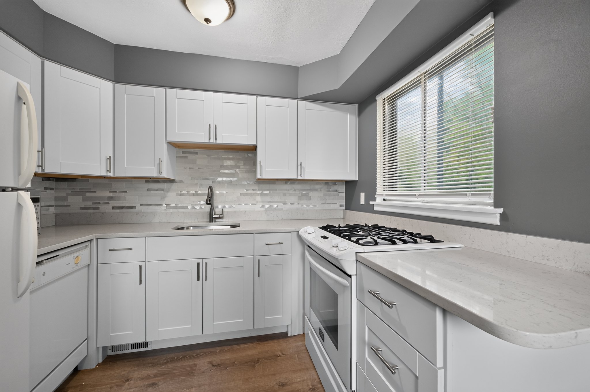 Deerfield Apartment: 1141 Waukegan Road