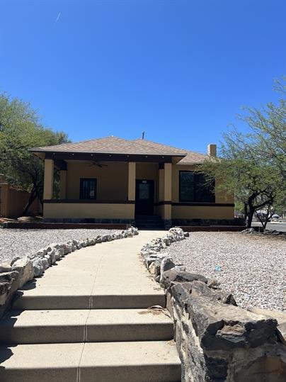 Tucson House: 704 East University Boulevard