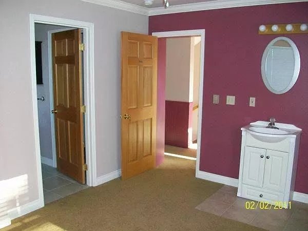 Seattle Apartment: 3608 Northeast 44th Street