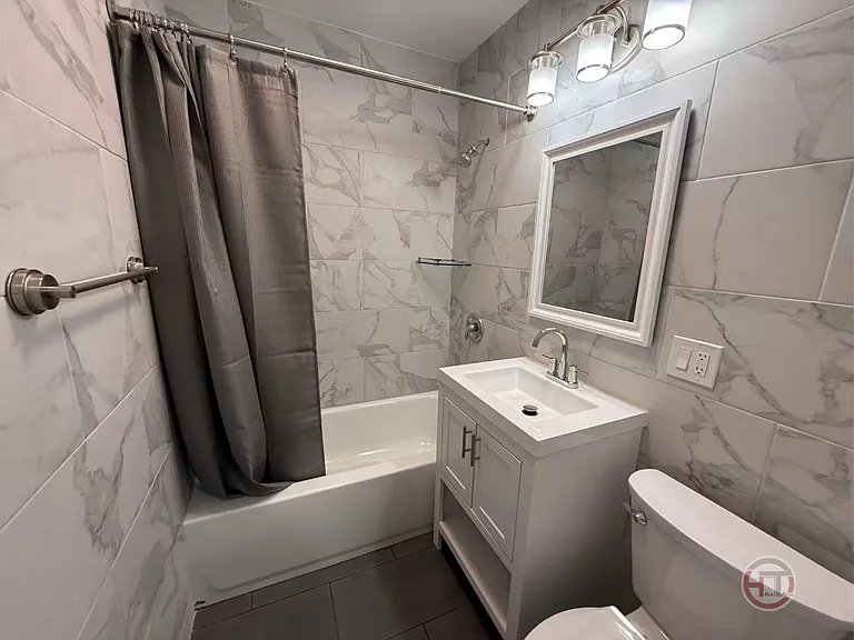 Rego Park Apartment: 62-98 Saunders St #6