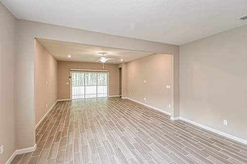 Lawrenceville House: 561 Heathgate Dr