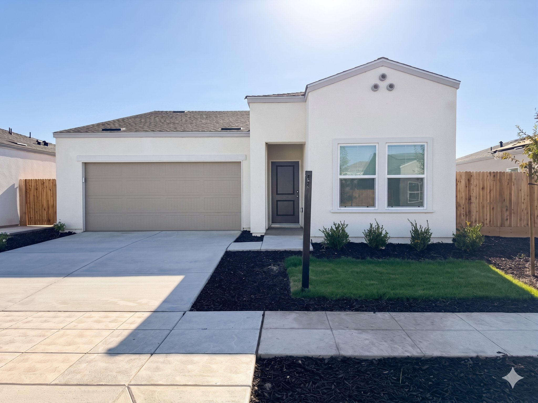Fresno House: 3323 N Contessa Avenue