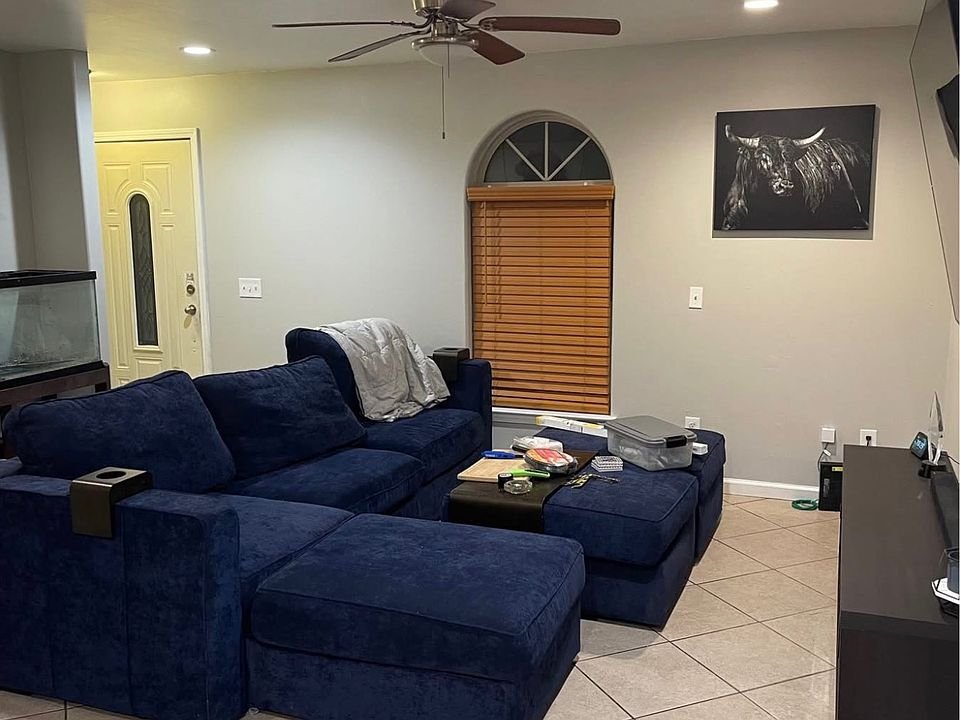 Chalmette House: 3500 Kings Dr