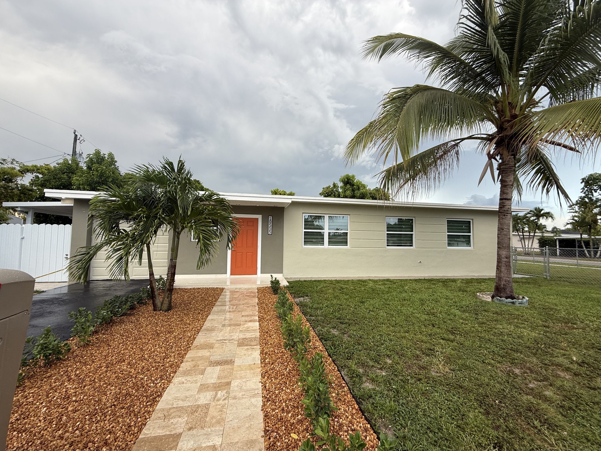 Miami Multiplex: 10555 sw 32 St