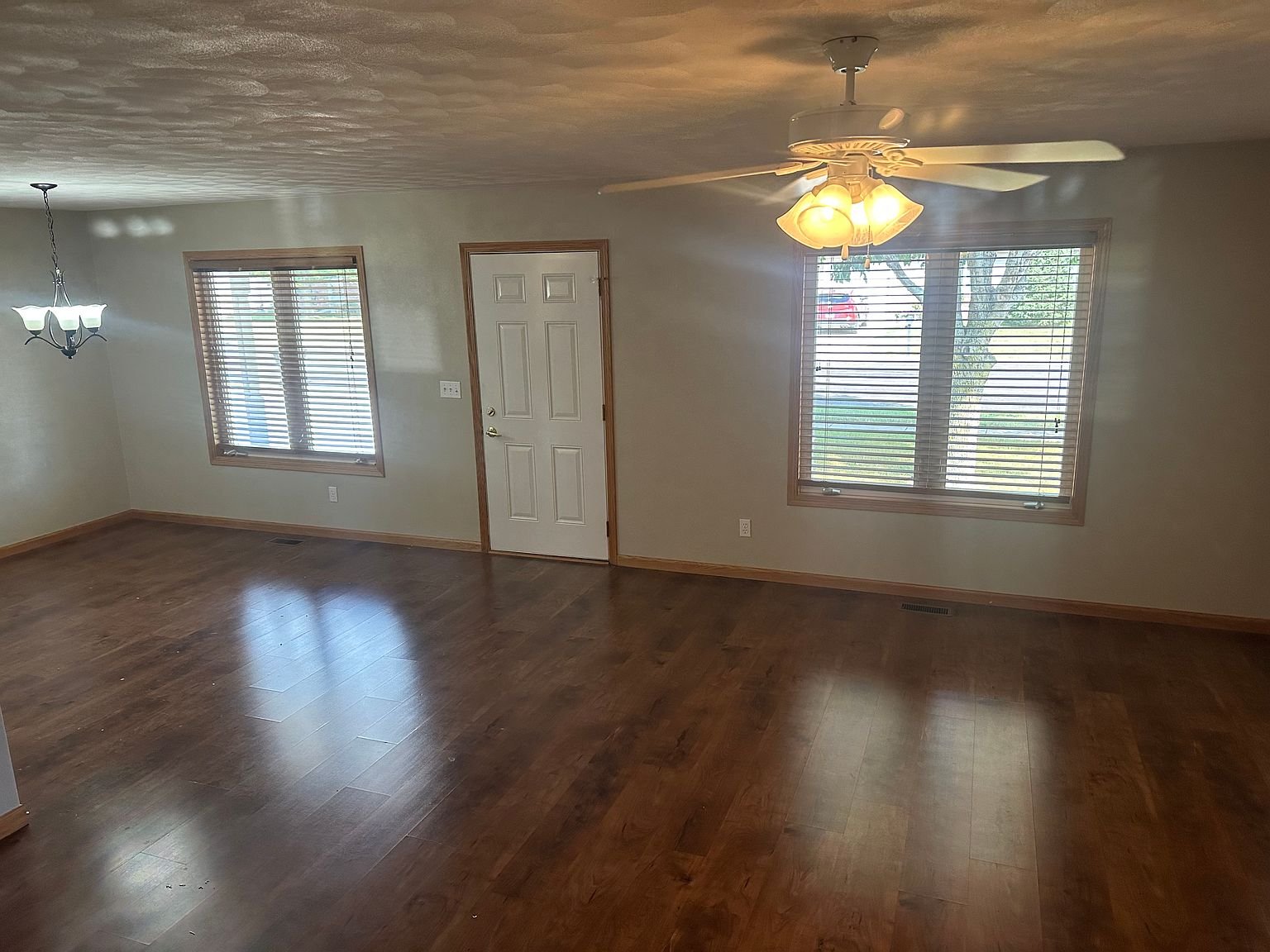 Washington House: 122 Comfort Way