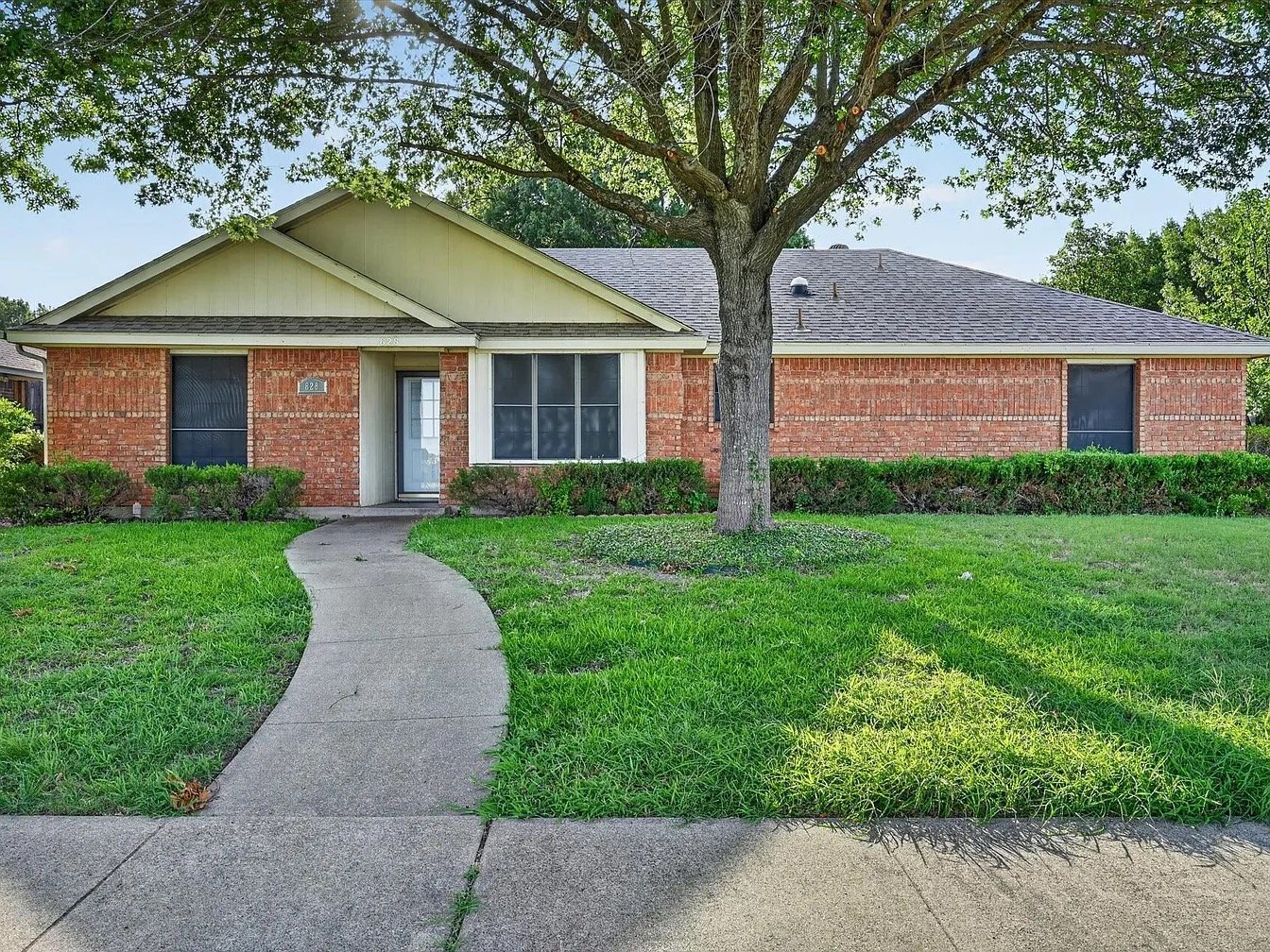 Desoto House: 828 Haverford Ln