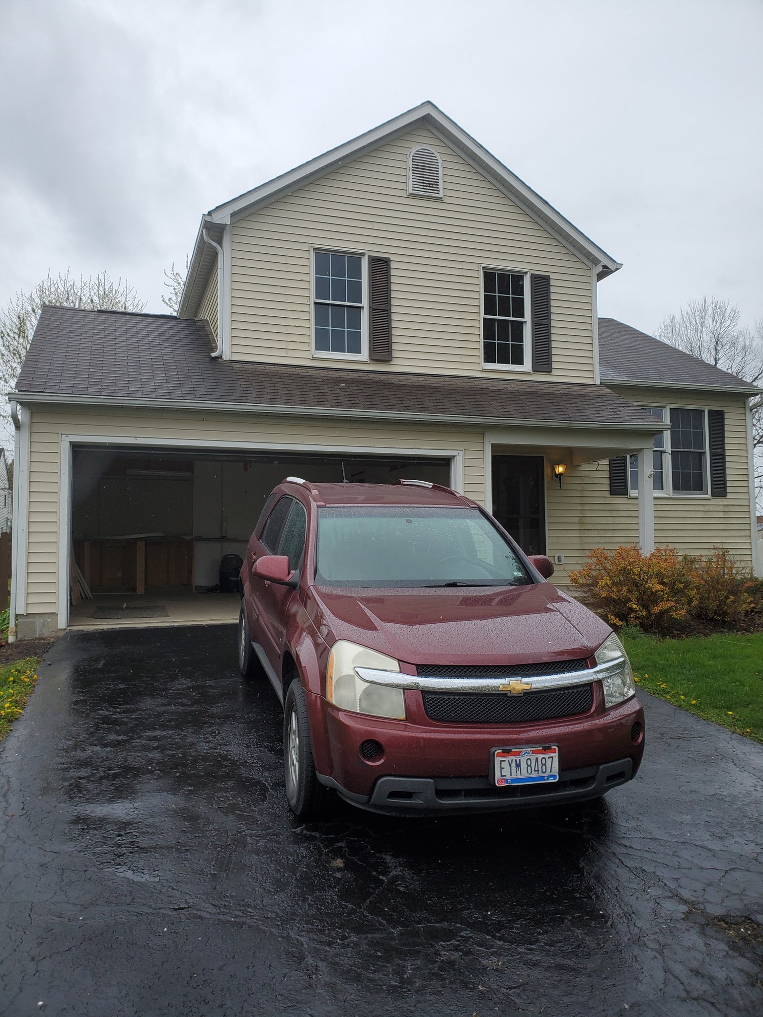 Lancaster House: 1864 Pine Grove Pl