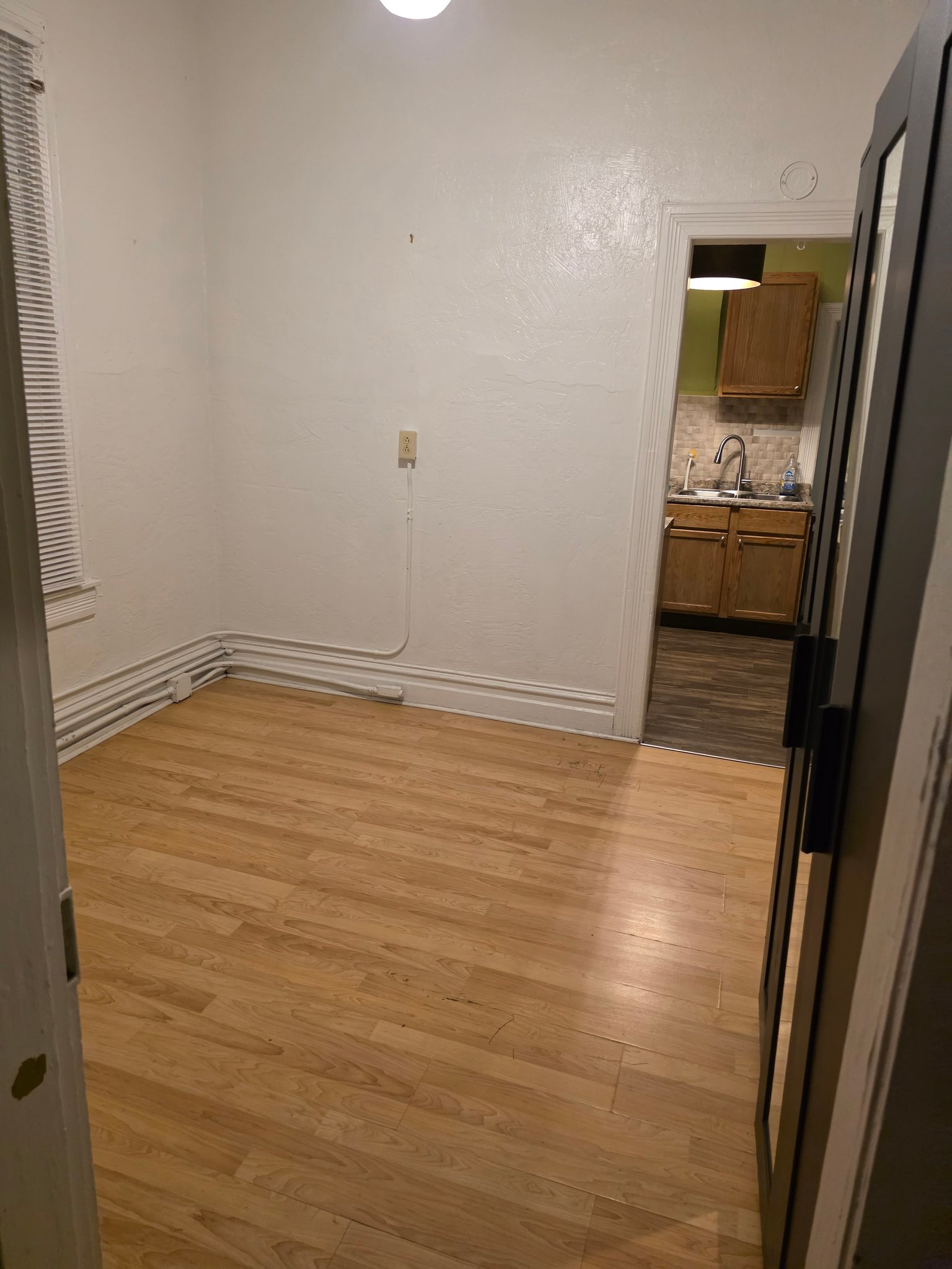 Ogden Single Room: 2942 Childs Avenue