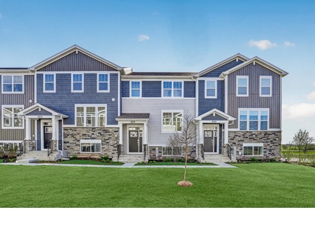 Volo Townhome: 422 RED Oak Circle