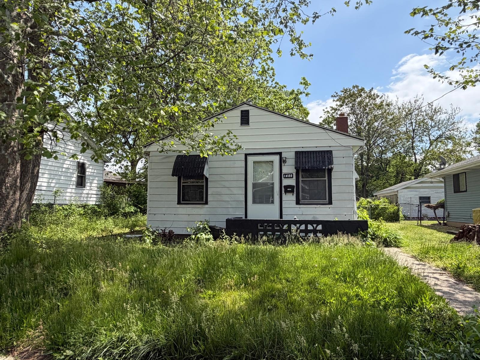 Peoria House: 1400 S Westmoreland Ave