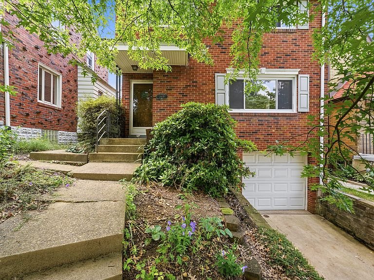 Pittsburgh House: 1419 Hawthorne St