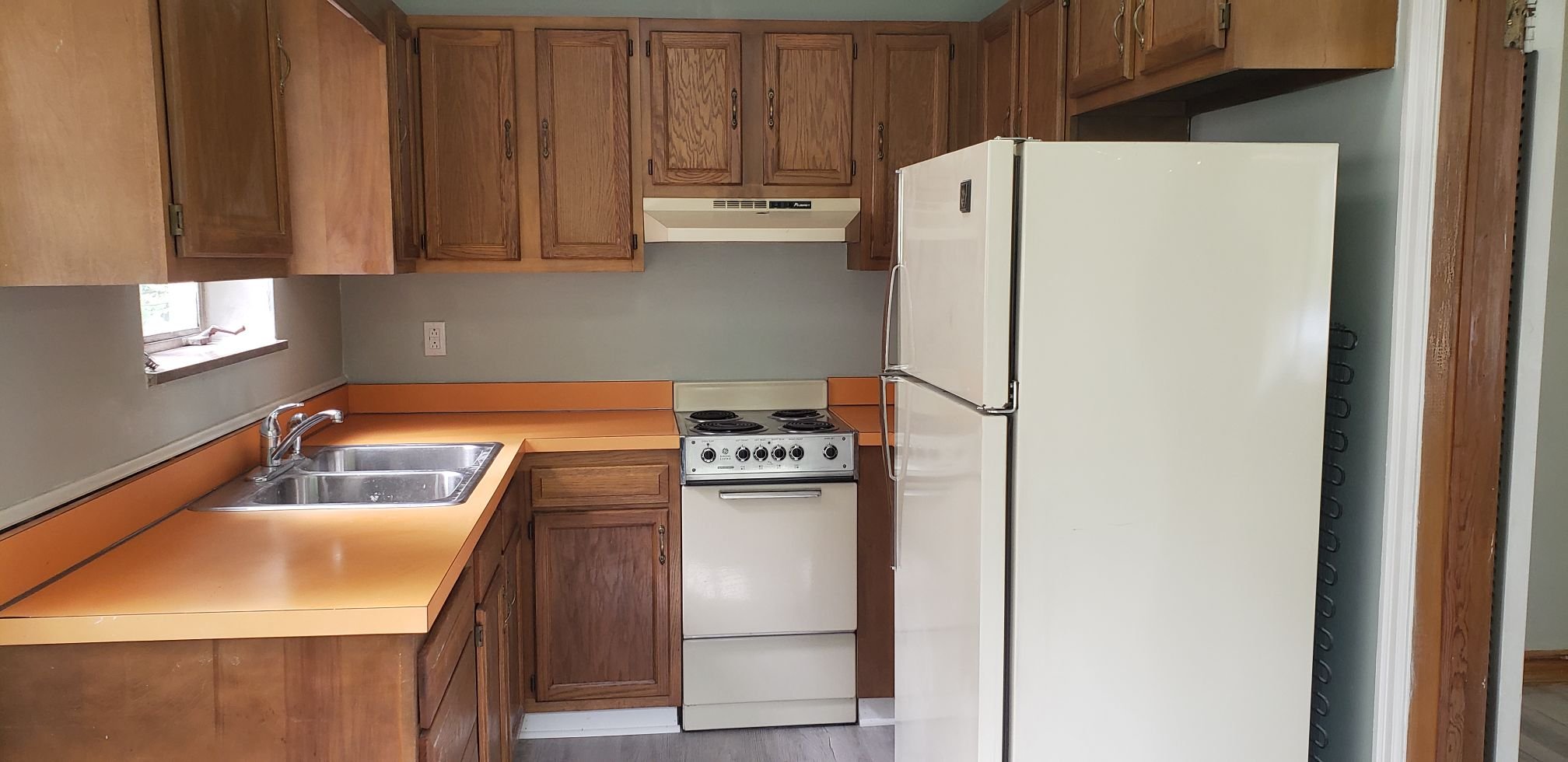 Charleston Multiplex: 715 Clinton Ave Apt A