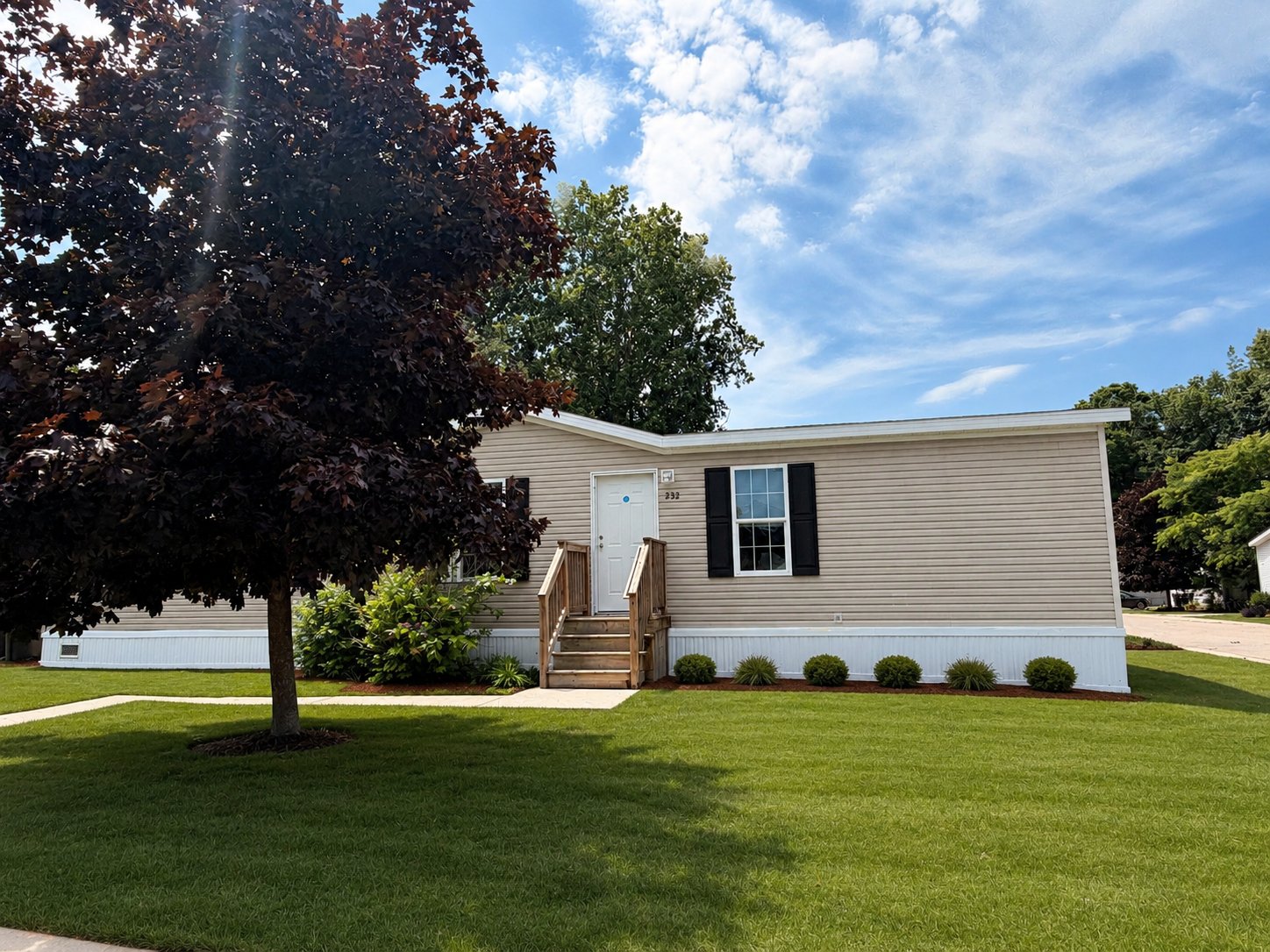 Oxford House: 232 PARKER LAKE DRIVE