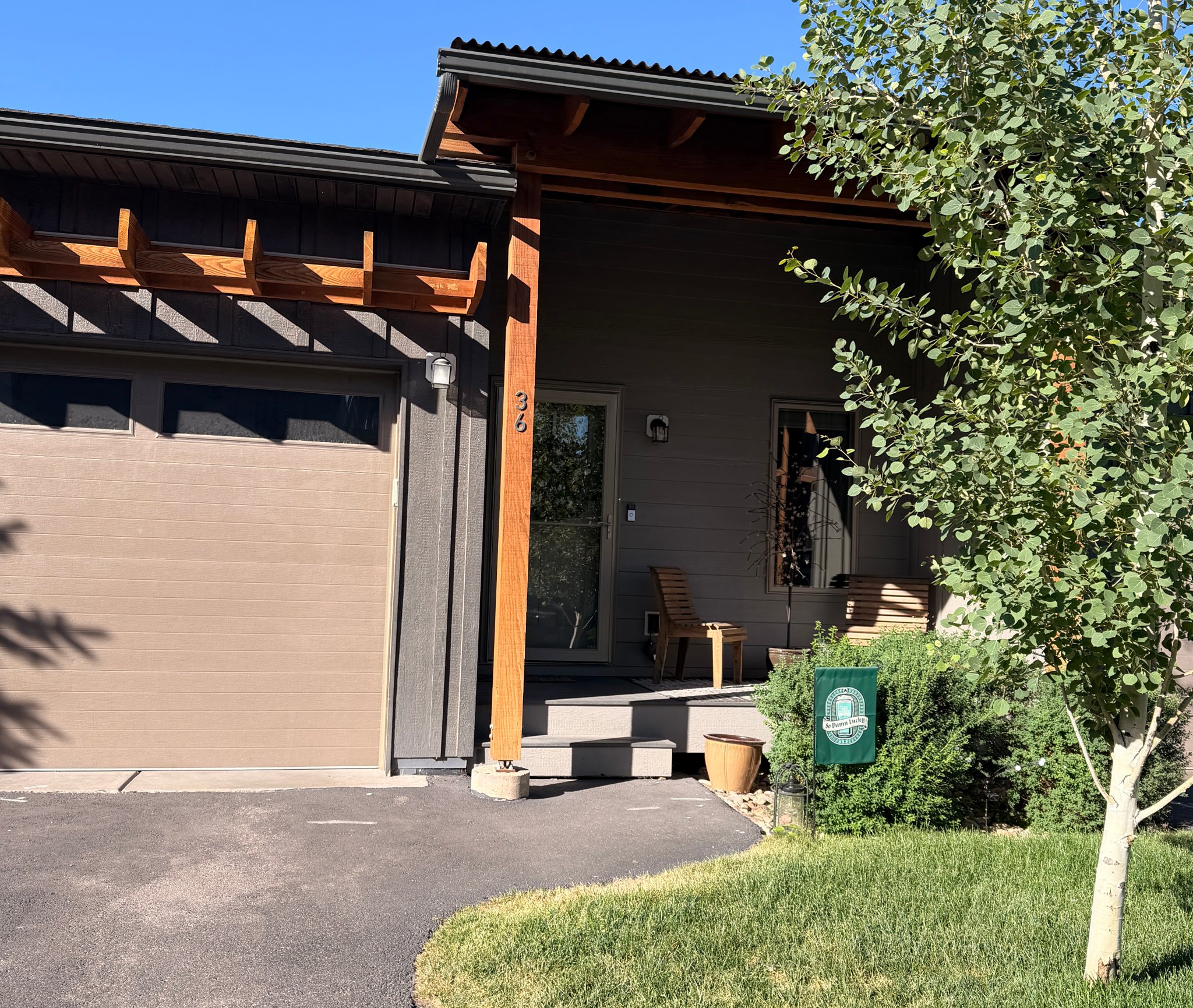 Eagle Single Room: 36 Eagle Landing Way