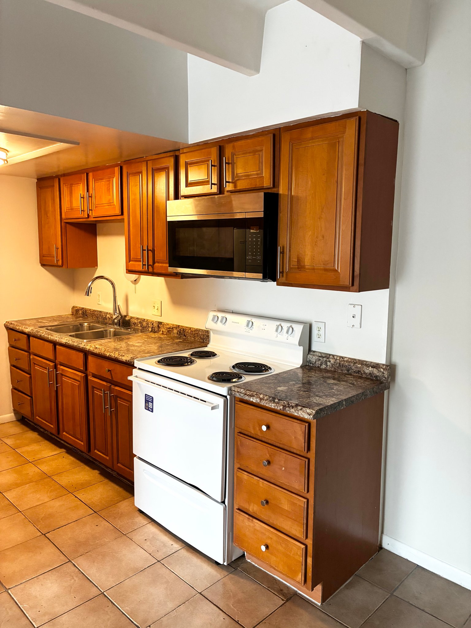 Cincinnati Apartment: 728 Ohio Pike