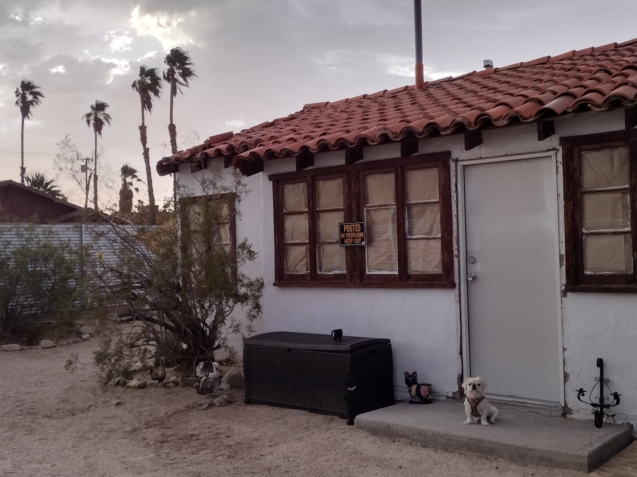 Twenty nine Palms House: 6429 TAMARISK AVE TWENTYNINE PALMS, CA 92277-2558