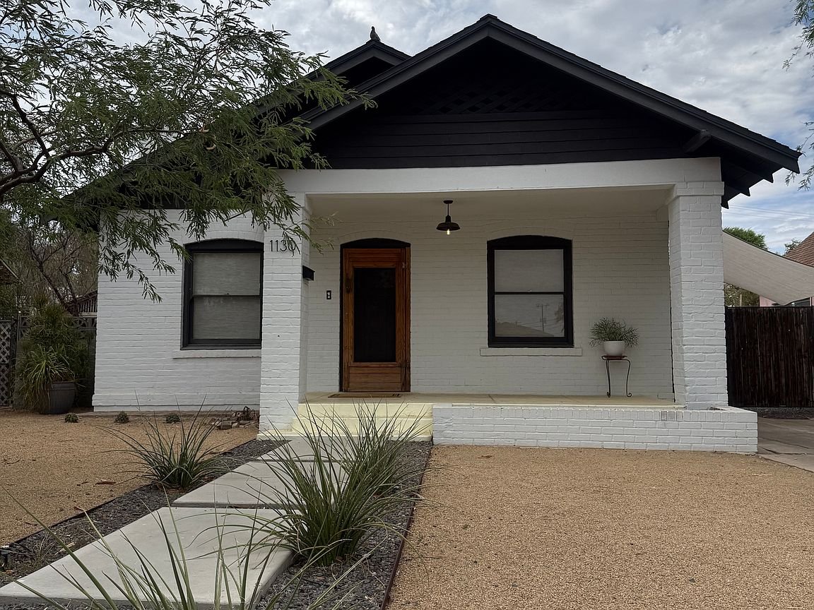 Phoenix House: 1130 E Palm Ln