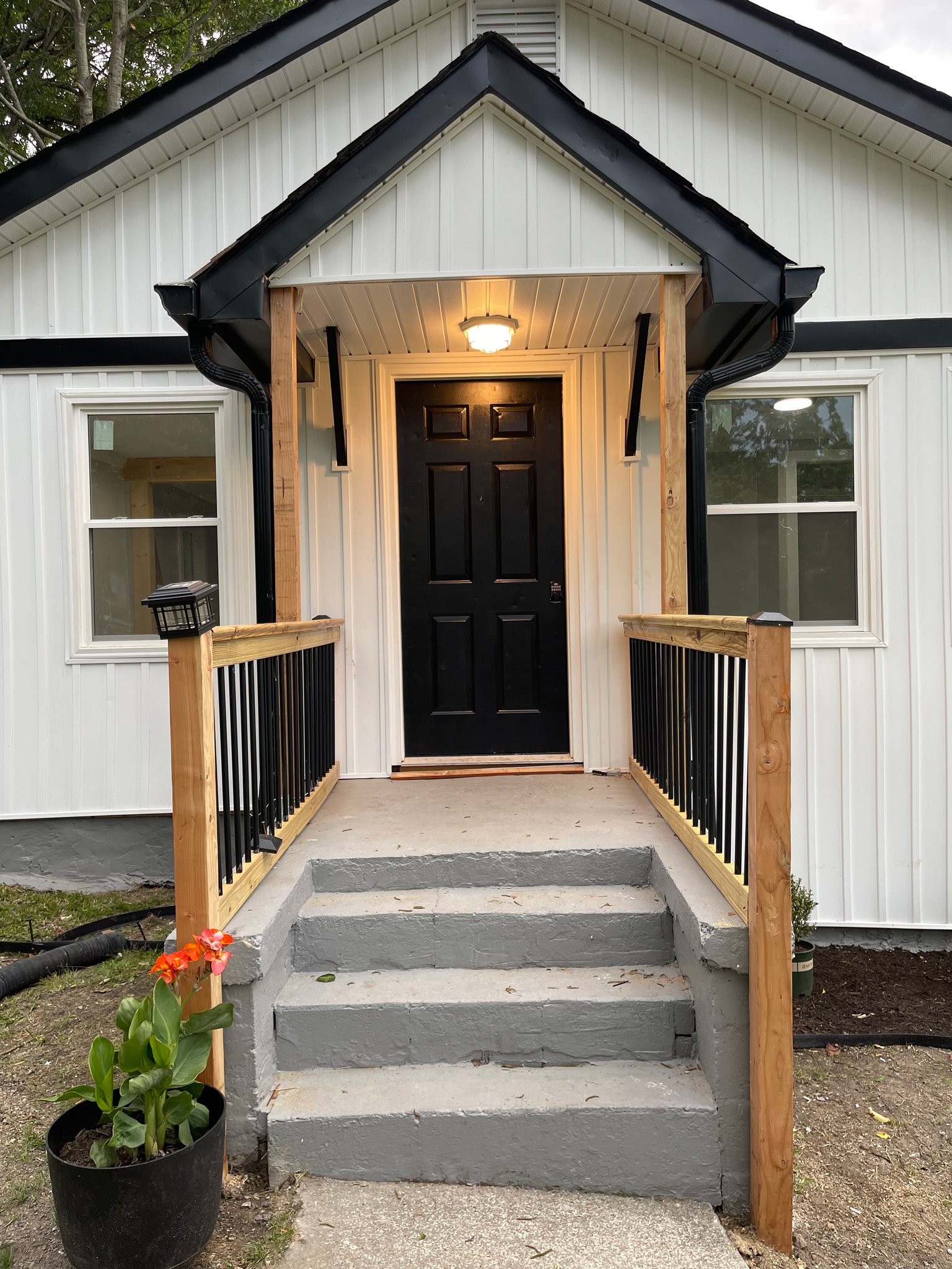 Chattanooga House: 609 Ledford St