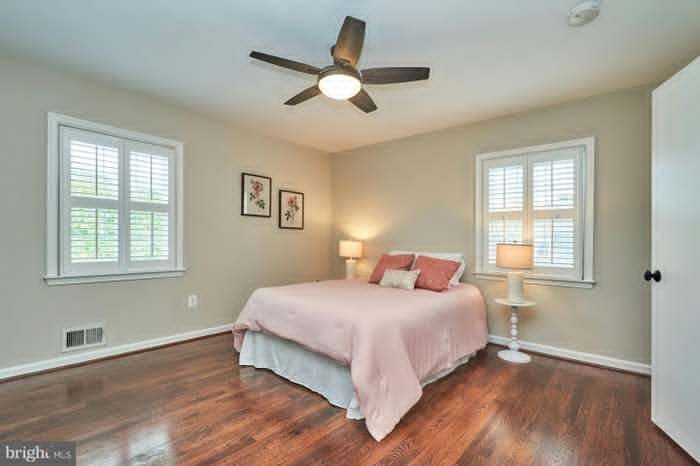 Fairfax Single Room: 1 University Dr, Fairfax, VA 22030