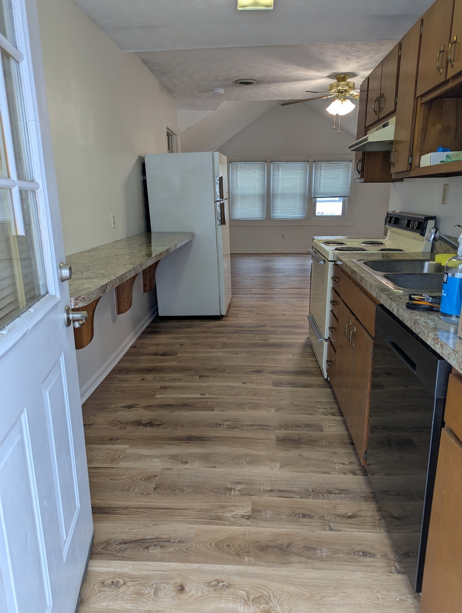 New Albany Apartment: 1742 E Elm Street