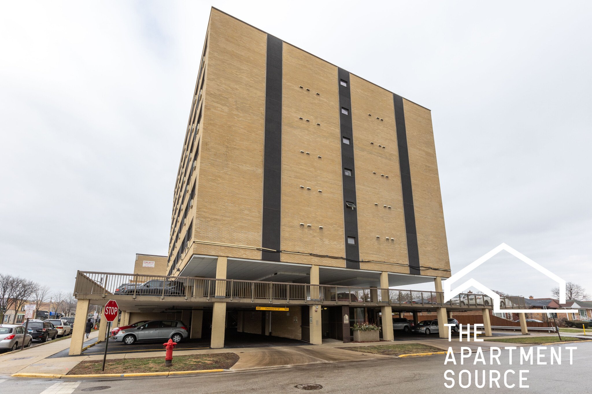 Elmwood Park Apartment: 7300 West North Ave., #2B, Elmwood Park, IL 60707